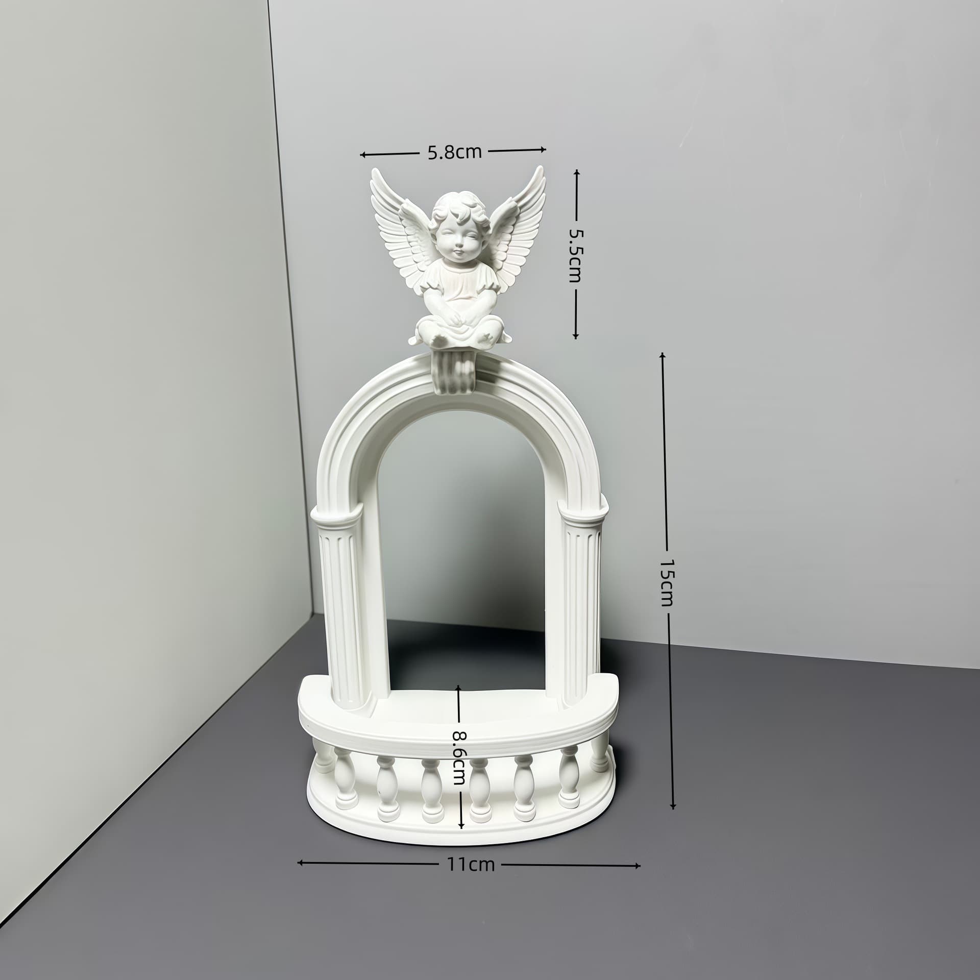 Dollhouse Accessories Angel Guardian Figure Display Stand European Vintage Archway Miniature Scene Decorative Ornament