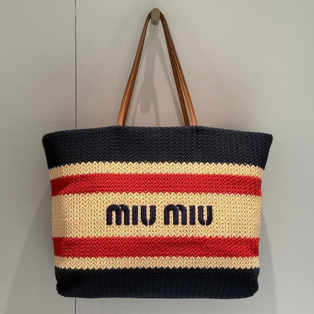 Miu Jia Beach Straw Woven Bag Horizontal Tote Shoulder Crossbody Large Capacity Shopping Bag Women's Versatile Crossbody Bag