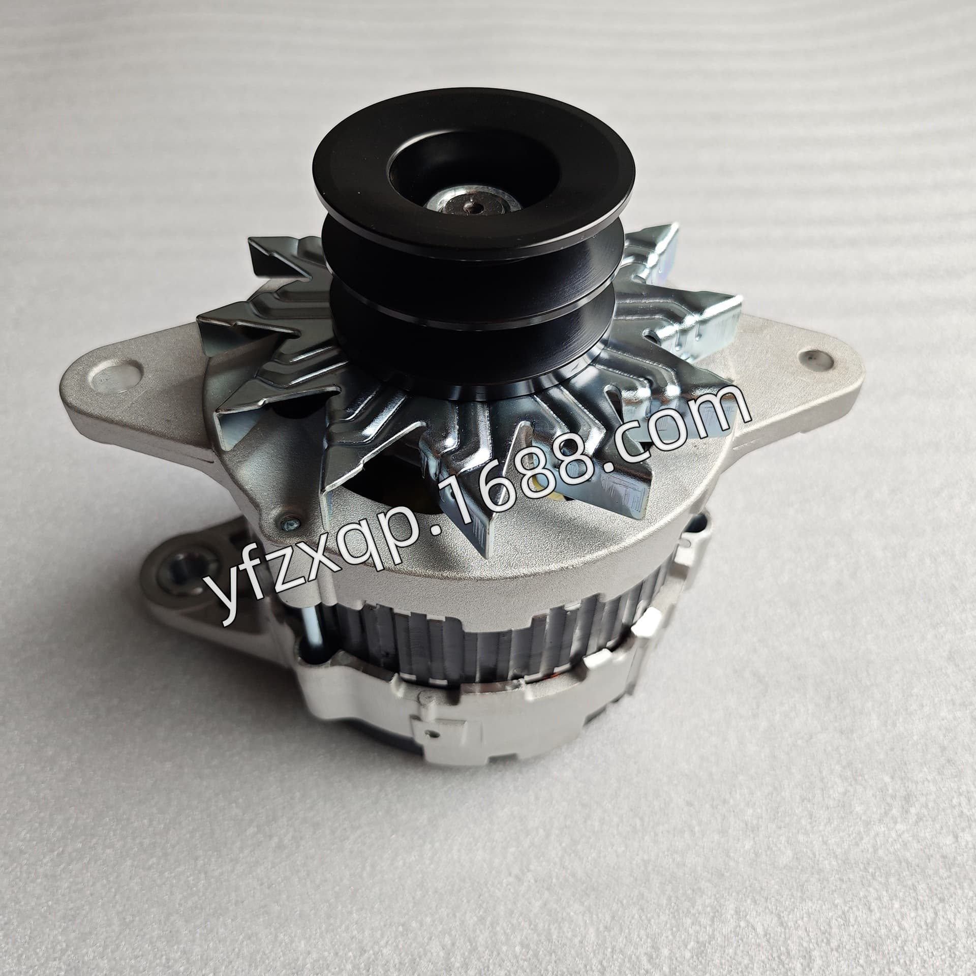 Hino 500 J08C J08E Engine Alternator 24V 60A 2B82 HINO FM260 Parts