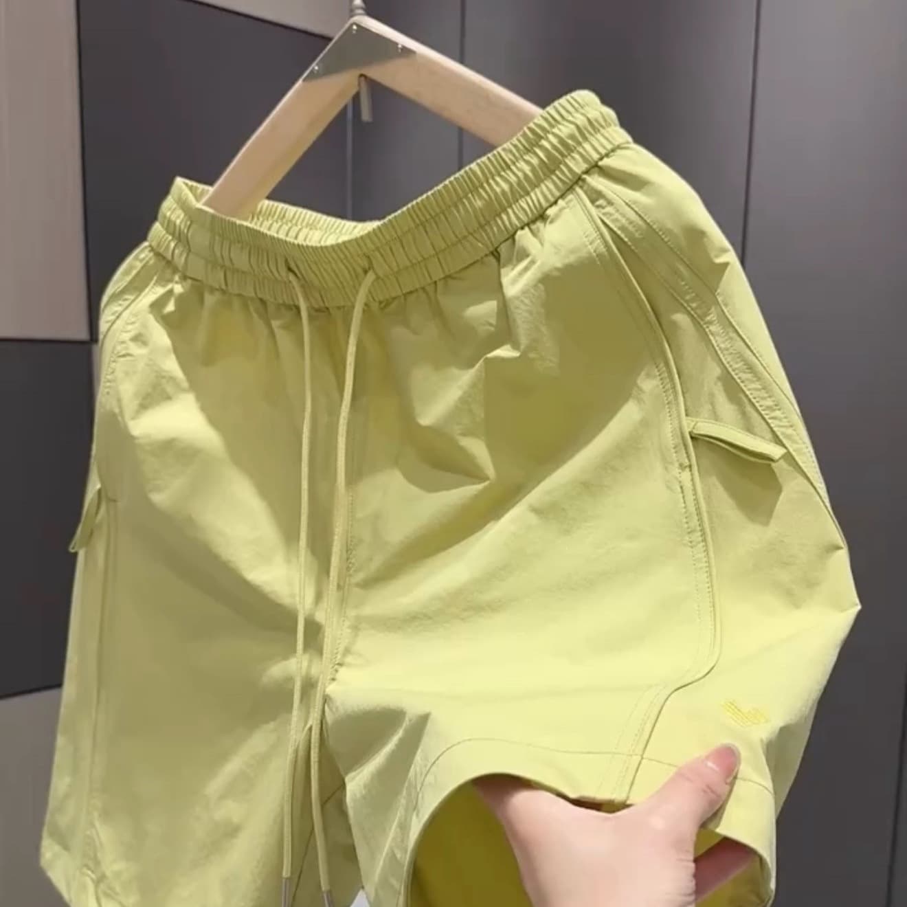 Shorts for men, summer outer wear, high-end three-dimensional cutting lines, elastic waist, men's quarter-length trousers, straight-leg quick-drying trousers