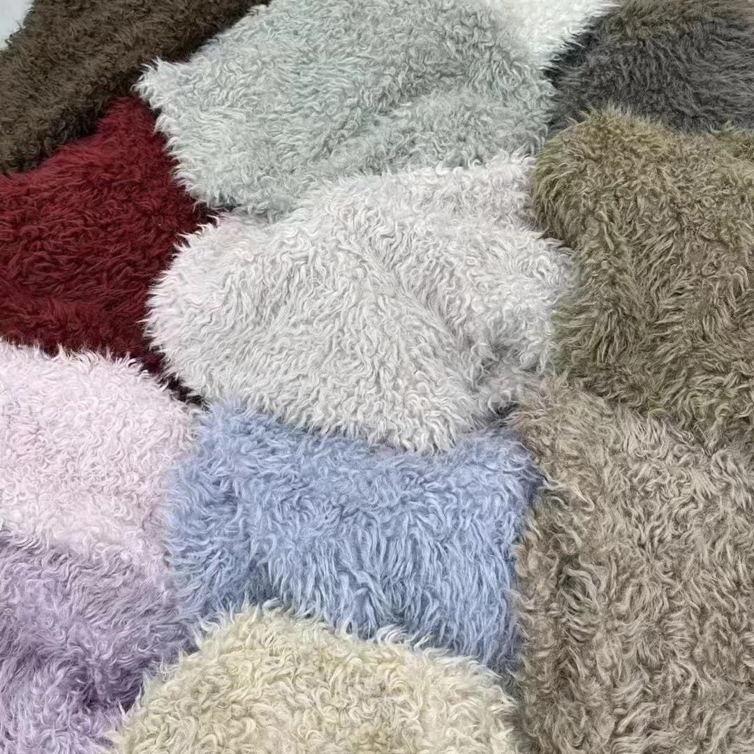 Hot-selling Antelope Wool 900g, Goat Hair, Artificial Fur Brushed Pattern Toy Fur Home Textile Fabric in 14 Colors Available