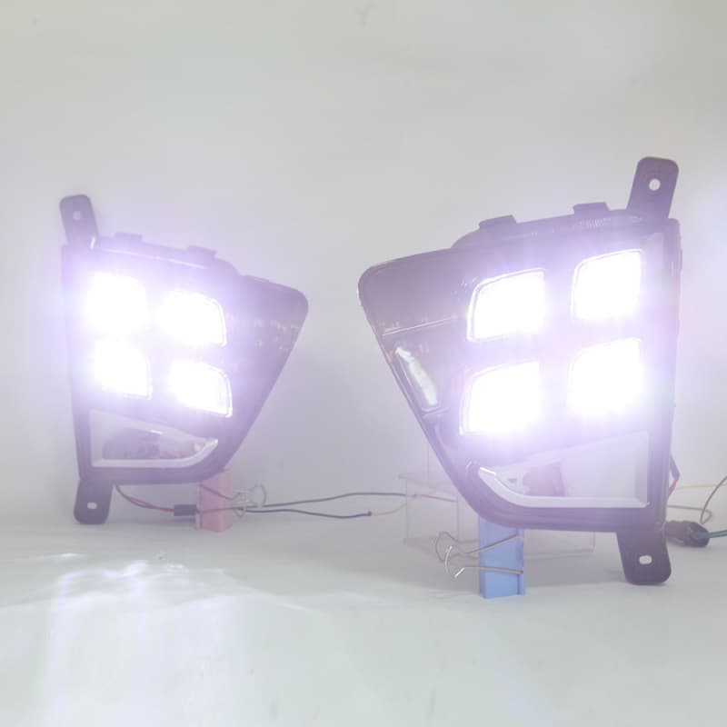 Suitable for Hyundai IX25 special car daytime running lights, special fog lights modified Hyundai IX25 daytime running lights