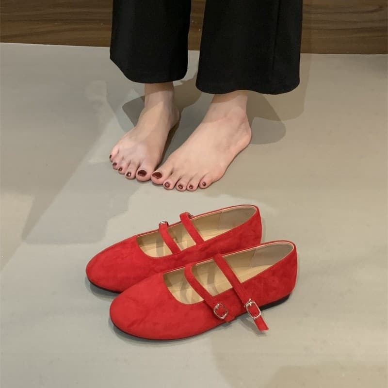 Very good-looking and beautiful with skirt, suede red one-line strap shallow mouth single shoes for women 2026 new flat Mary Jane shoes