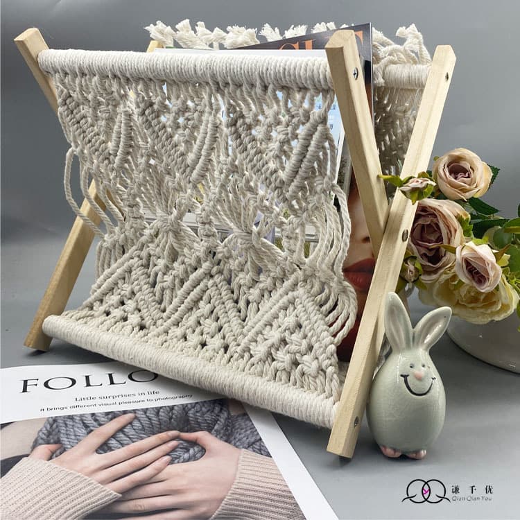 Nordic-style cotton rope woven magazine rack, Bohemian foldable storage shelf, solid wood storage, hand-woven