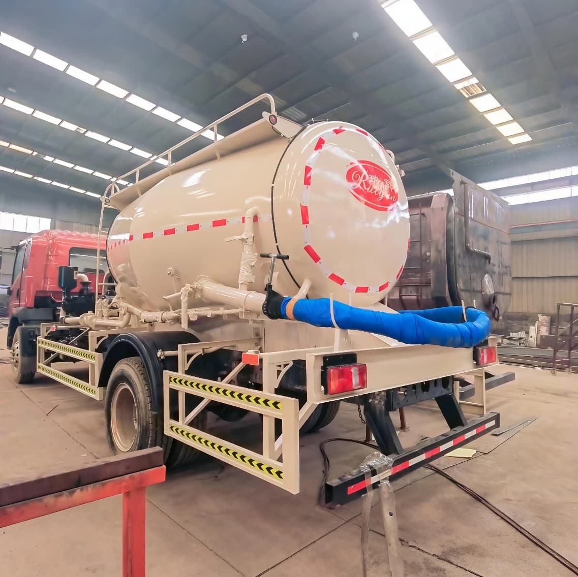 5 cubic meter powder material silo, 10 cubic meter dry powder cement silo, 15 cubic meter liquid storage tank, 20 cubic meter ash silo