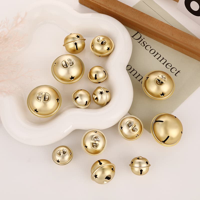 Multi-specification five-star Matt Golden Bell Christmas decoration iron bell pet collar Christmas decoration material