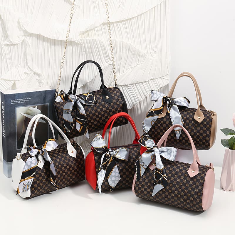 Printed Tote Bag 2025 Ladies Handbag Scarf Chain Shoulder Pillow Bag Small Bag for Women