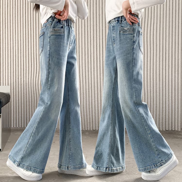 Girls' jeans 2026 autumn new style medium and large children's versatile loose washed flared pants Western style denim trousers