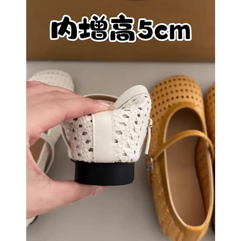Spot version ~ 2026 flat bottom inner height 5cm woven hollow Mary Jane shoes women's summer French single shoes Crocs