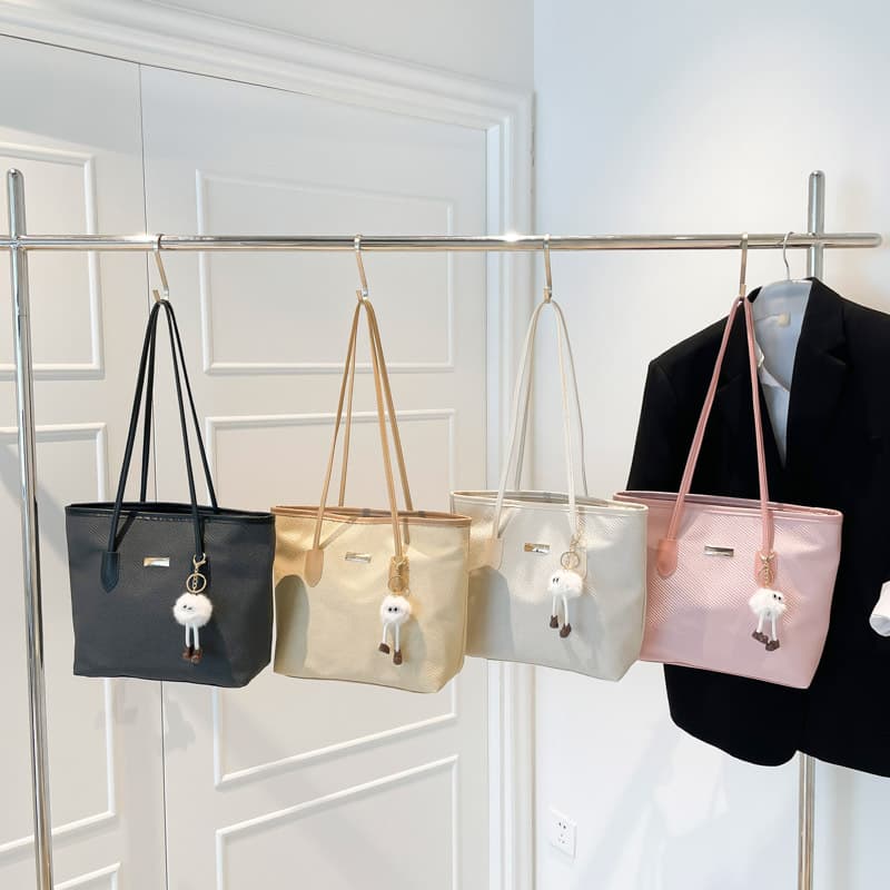Trendy New Bag for Women 2025 Spring Student Large Capacity Stylish Versatile Underarm Bag Shoulder Bucket Bag