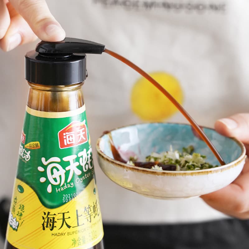 Kitchen Tool Oyster Sauce Squeezer Home Use Press Pump Plastic Sauce Dispenser Press Nozzle Pump Head Kitchen Gadget