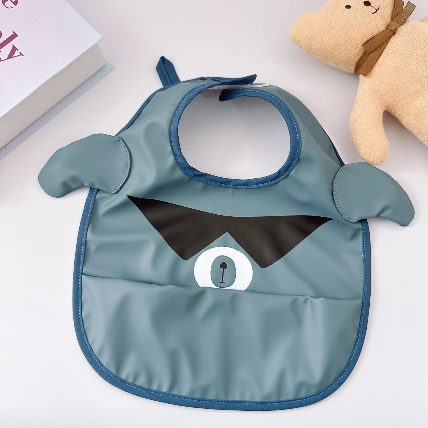 Baby Waterproof PU Soft Leather Bib, Infant Feeding Bib with Animal Pattern