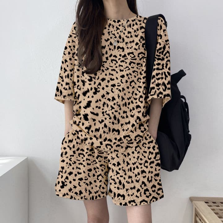 Hot Sale Leopard Print Pajama Sport Set for Women 2026 Summer Plus Size Thin Top