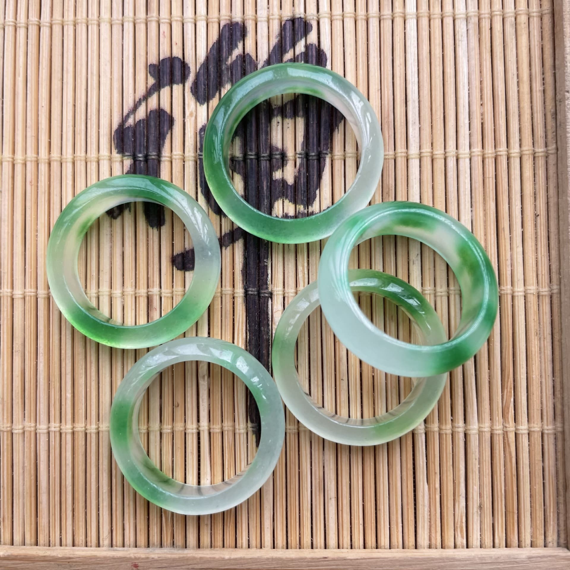 Bashan jade floating flower ring men's and women's ring quartzite jade ring live supply jade running ring wholesale