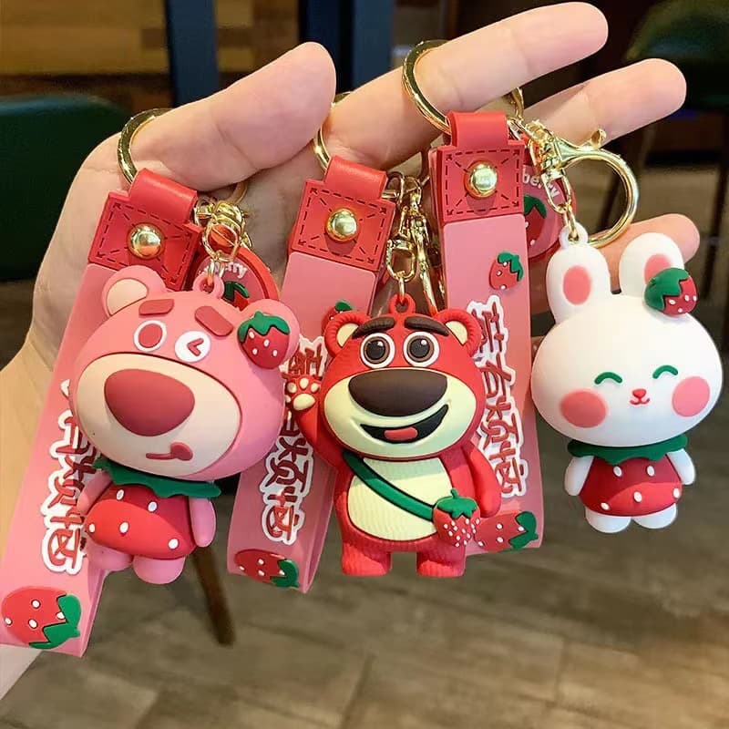 Cross-border Cartoon Strawberry Bear Keychain, Fade-resistant Cute Strawberry Bear Car Key Holder, Street Stall Special