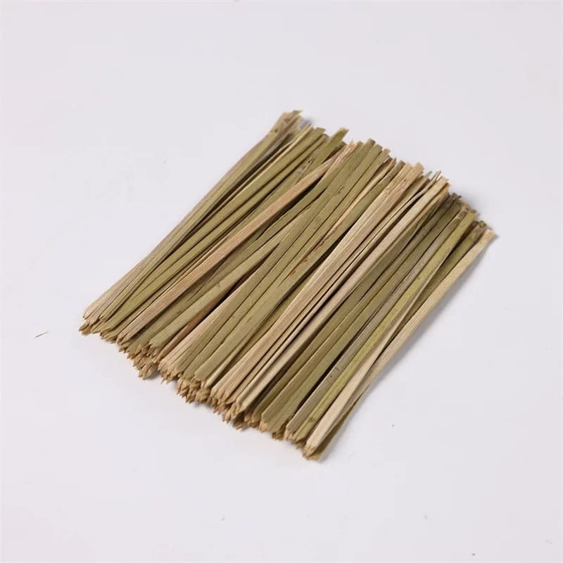 Forked skewer pine needle skewer disposable skewer fruit skewer fruit fork bamboo skewer snack barbecue skewer cooking sushi fork