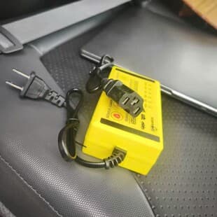 12V 2A Battery Charger Car Battery Charger Motorcycle Battery Charger Lead-Acid Battery Charger