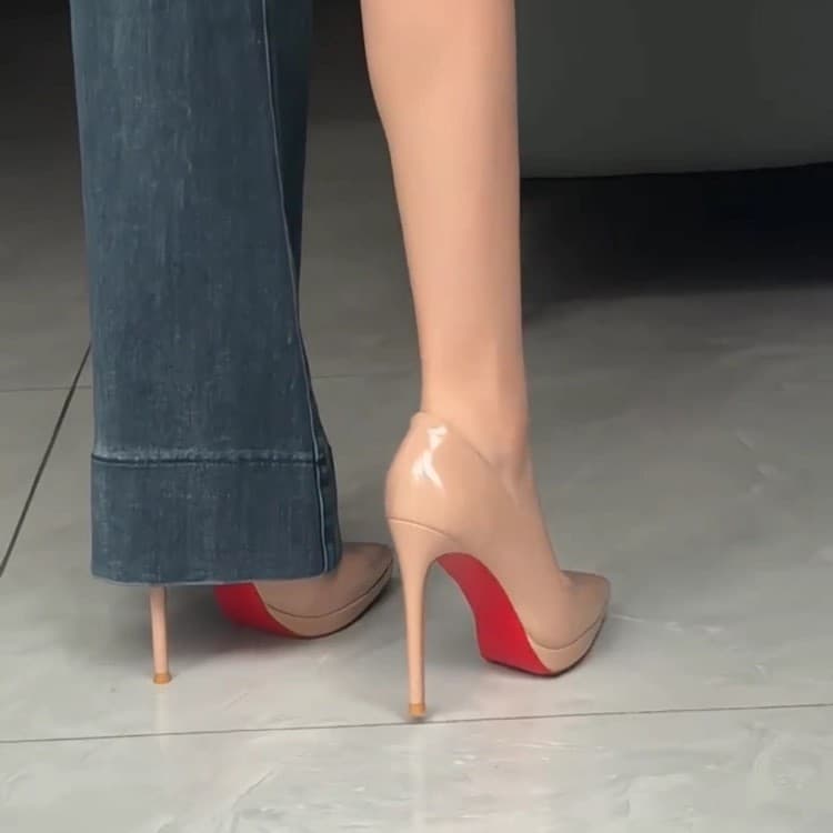 Korean Style Elegant Platform Ultra-High Heels 2025 New French Sexy Versatile Pointed Toe Stiletto Patent Leather Shoes