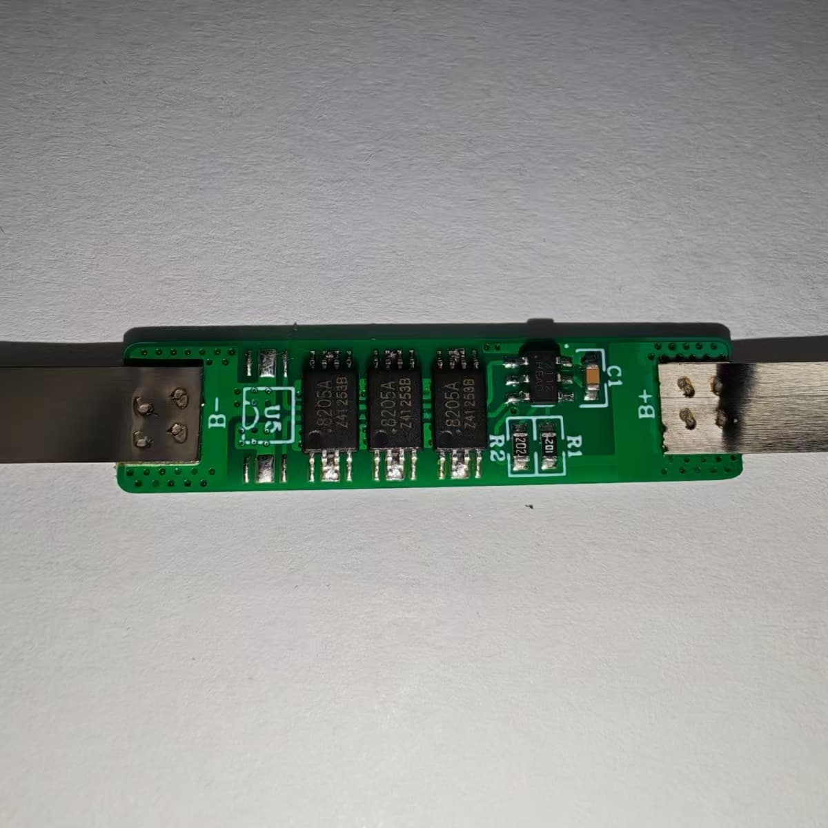 Factory Direct 32650 LiFePO4 Battery Protection Board 3.2V Over-Discharge Overcharge Current 4.5A Battery Accessory