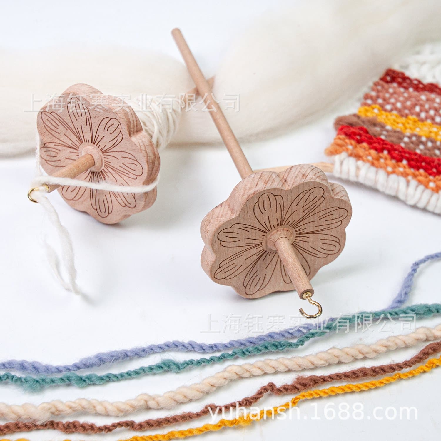 drop spindle in wooden flower shaped carved spindle drop shuttle wool textile twisting tool hand mixed