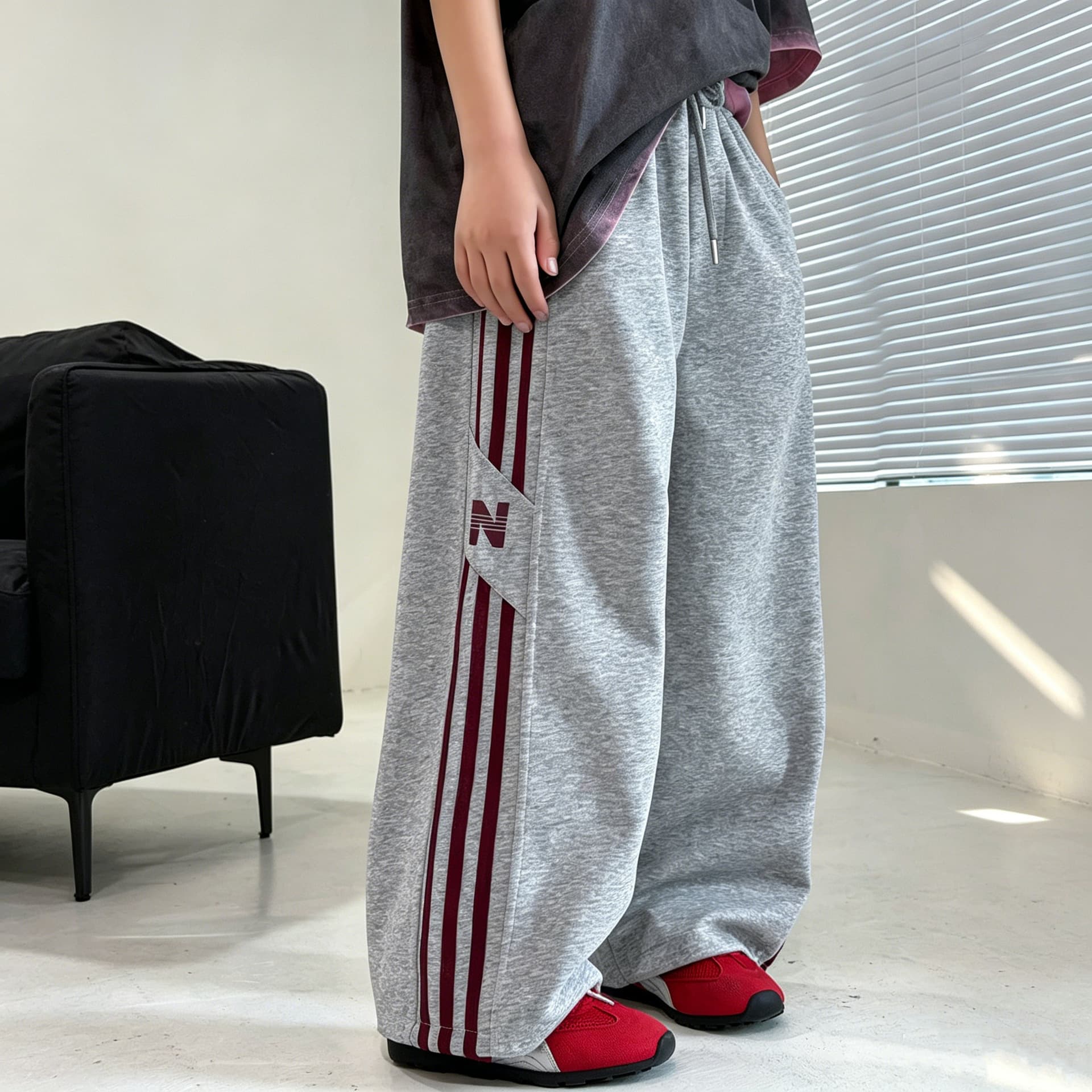 Boys' Pants 2026 New Spring, Autumn, and Summer Models for Older Children, Thin Style, Boys' Sports Summer Mosquito-Proof Sweatpants, Casual Trendy