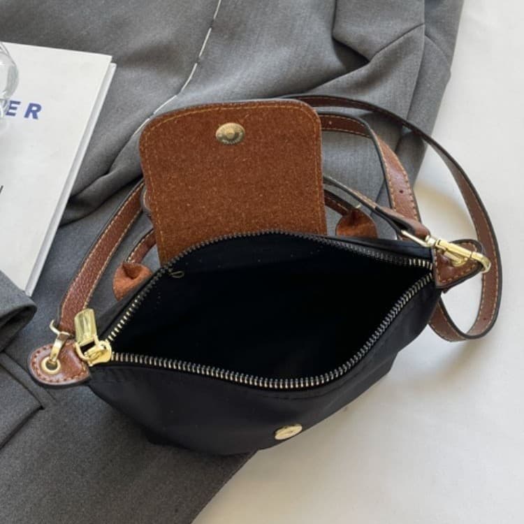 2026 Women's Crossbody Bag Dumpling Bag Nylon Women's Handbag New Mini Handheld Bag Shoulder Crossbody Bag for Women