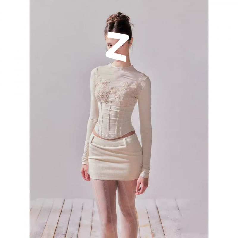 2025 Pine Forest Creamy Skin-Smoothing Mask T-Shirt, Warm and Slim Fit Knitted Lace Base Layer Top + Skirt
