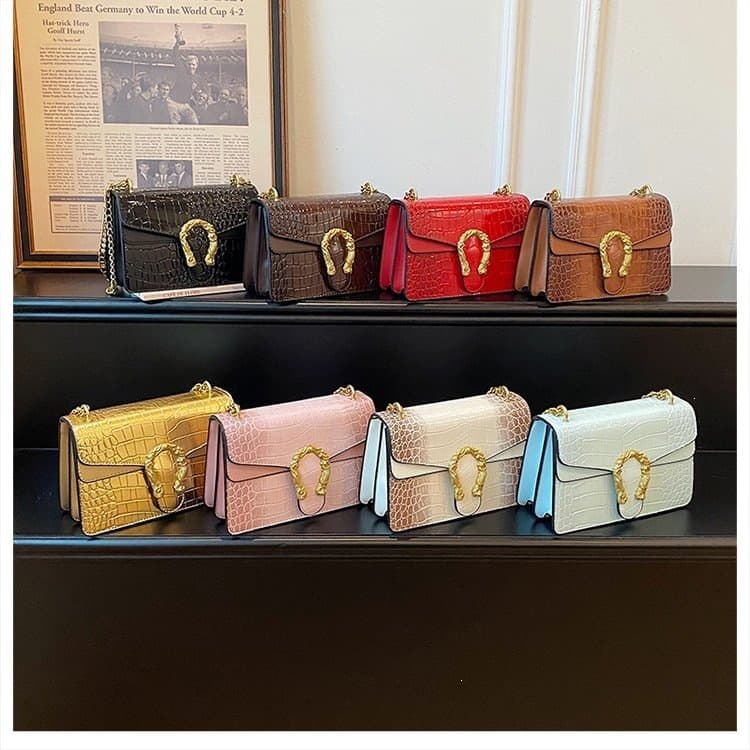 Retro crocodile pattern Dionysian buckle chain bag 2026 new gradient multi-color small square bag commuter crossbody bag women's trendy bag