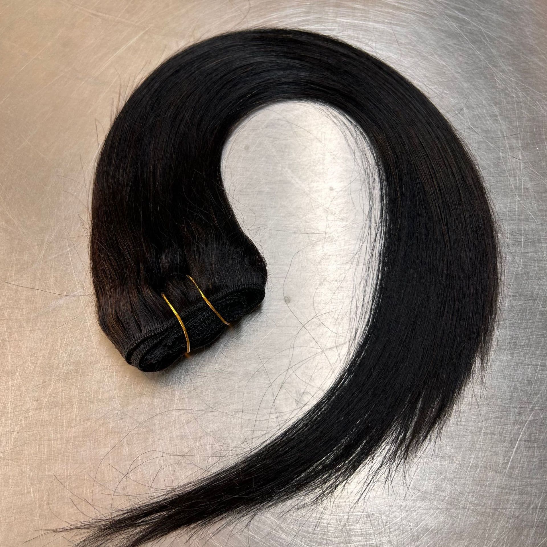 Natural Color Clip in Hair Extensions Invisible Hair Pieces Set of Eight Human Hair Fake Hair Strips for Any Skin And Face Type