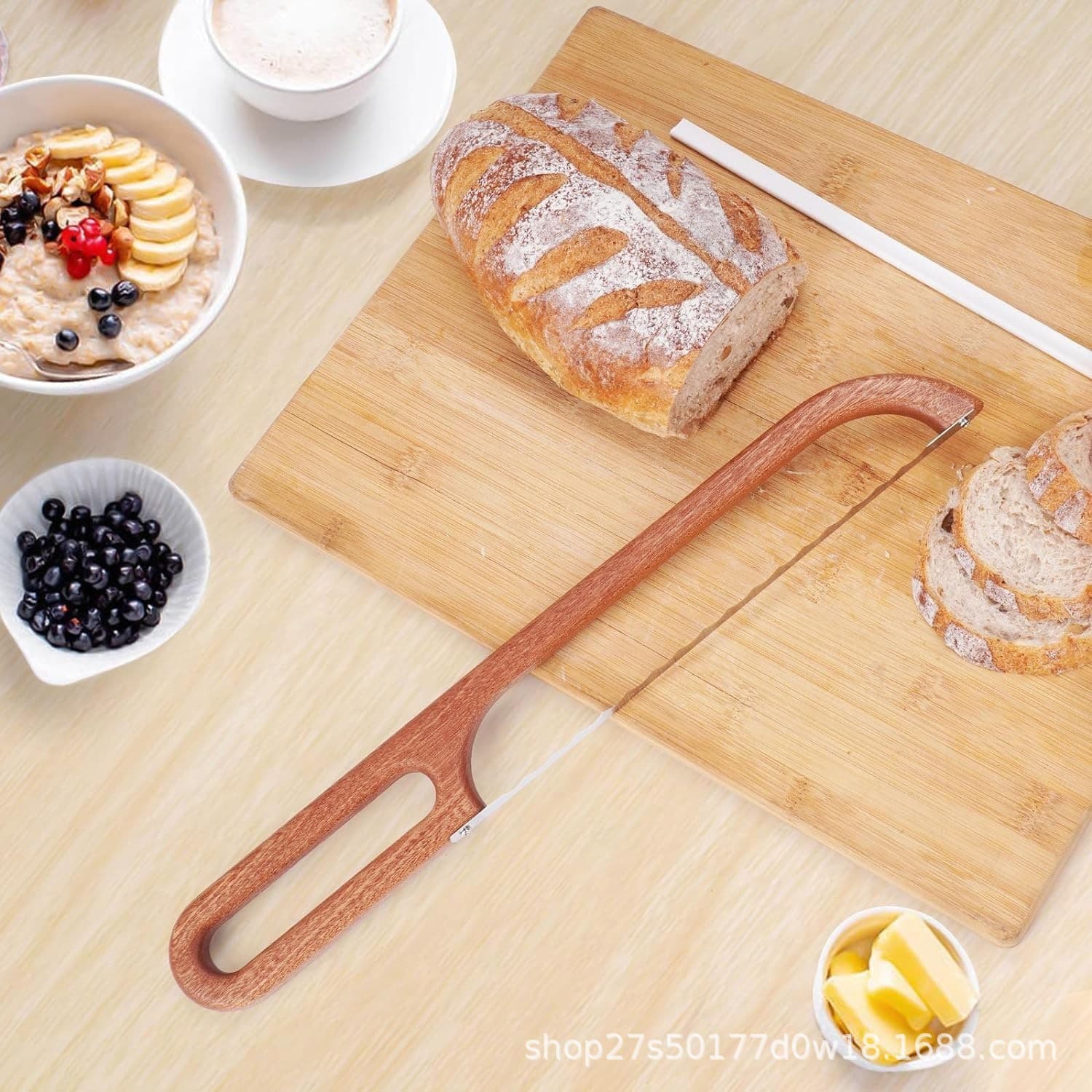Cross-border wooden bread knife, household pastry bread and toast knife, non-shedding cutting saw with handle, bread divider.