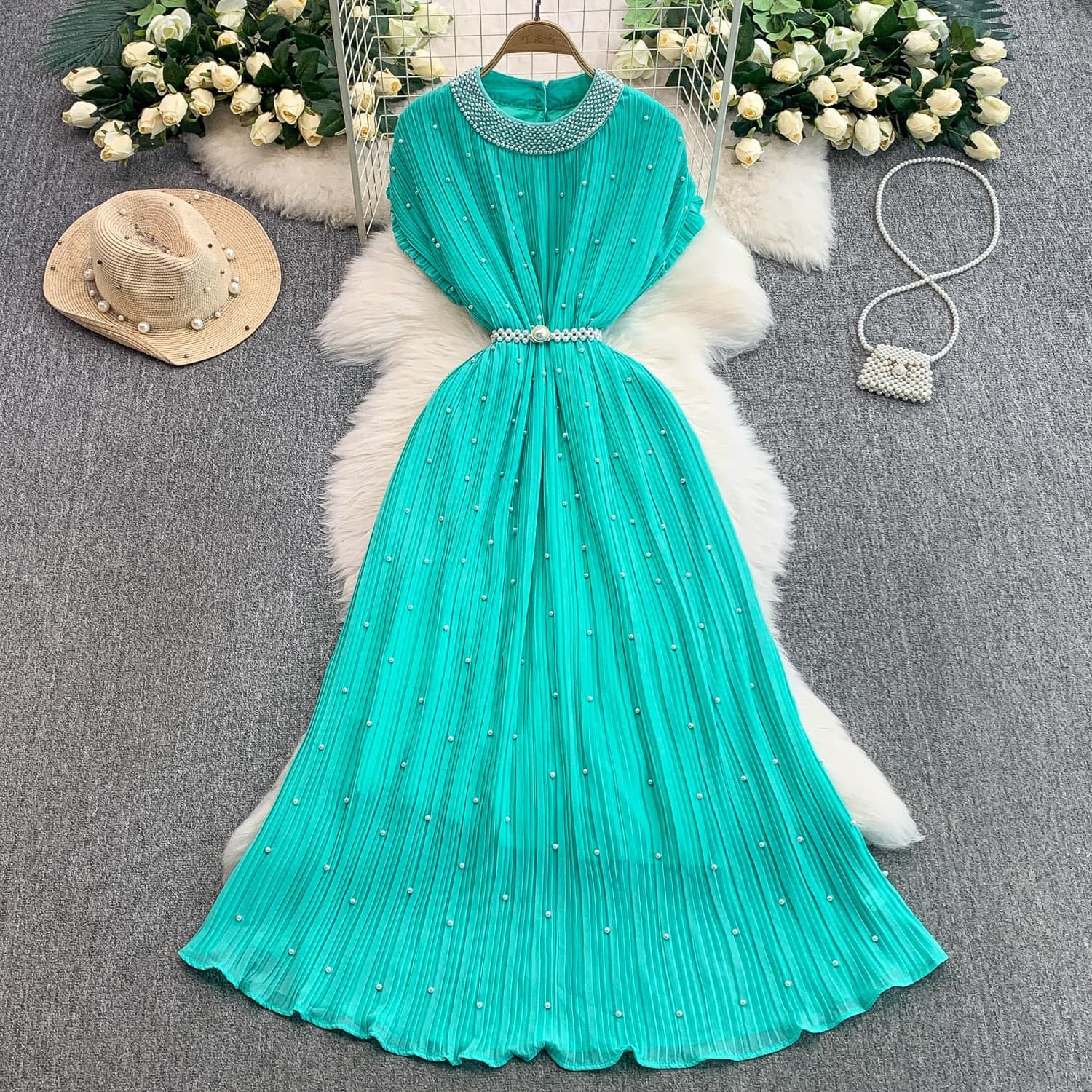 European and American Light Luxury Socialite Heavy Beaded Round Neck Dress for Women Summer Waist-Slimming Pleated Elegant Long Gown
