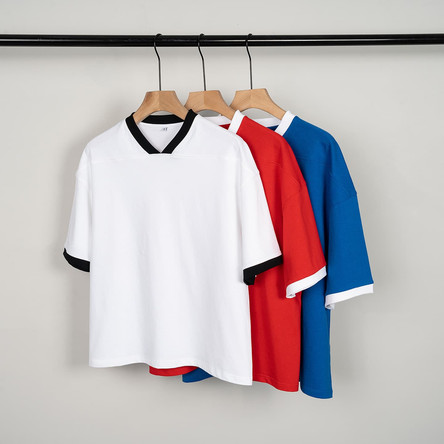 2026 Trendy Square Short Summer V-Neck T-Shirt for Men, Contrast Piping, Pure Cotton, Casual Wear for Teens