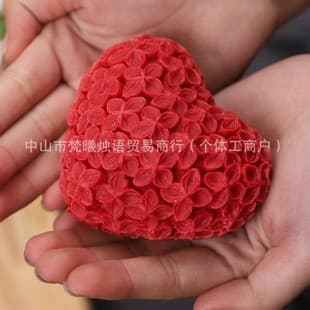 Valentine's Day Gift Heart Candle, Qixi Creative Birthday Souvenir Gift Heart-Shaped Rose Scented Candle