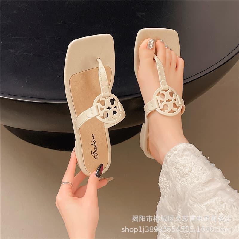 New Flip Flops Women Summer Outdoor Non-Slip Ladies Sandals Thong Slippers Summer Women's Wholesale