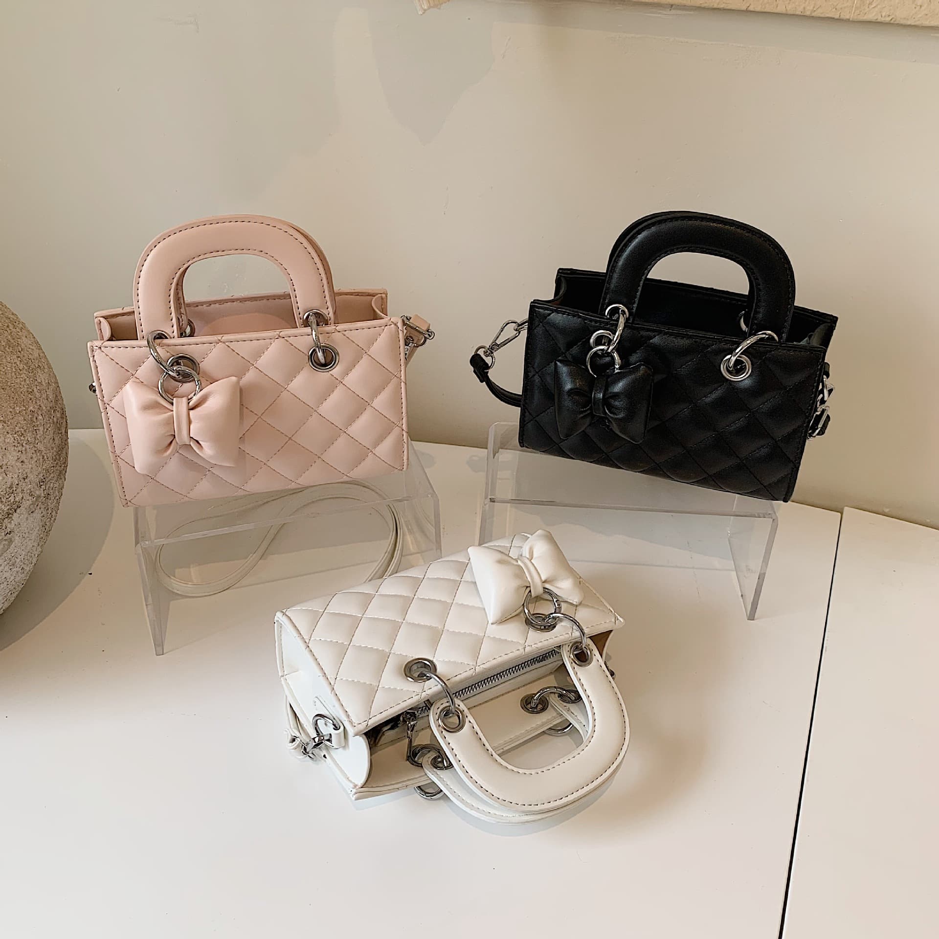 Premium Handheld Lady Dior Bag Women 2026 Cross-Border New Diamond Stitched Heart Bow Shoulder Crossbody Bag