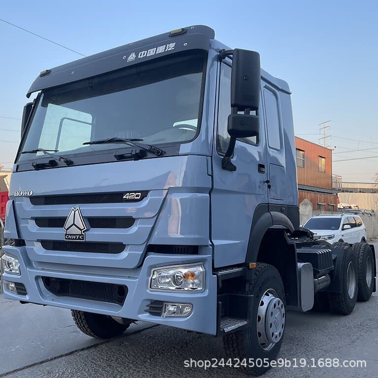 Long-term sale of Howo tractor units, 8-wheel tractor trucks, 380 horsepower container trucks.