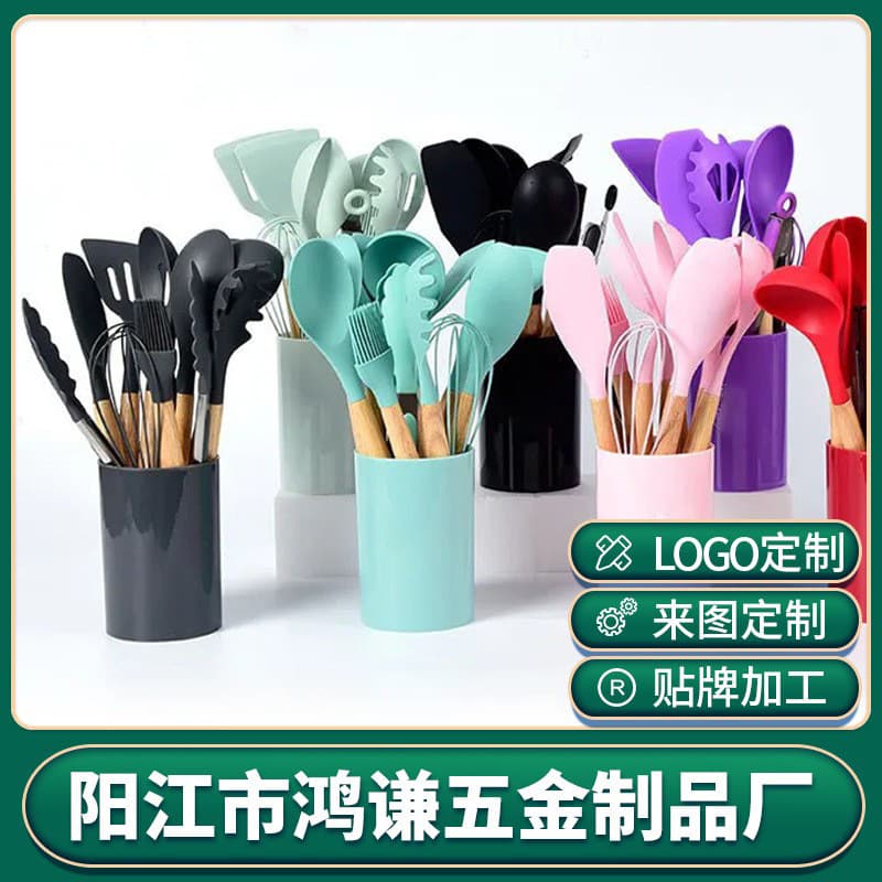 Factory Wholesale Silicone Spoon 12-Piece Set, Kitchen Utensil Storage Bucket, Spatula and Spoon Set, Wooden Handle Kitchen Tools 12