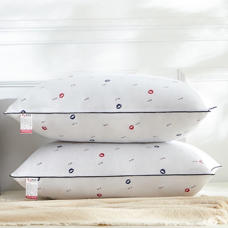 Factory Direct Down-Alternative Pillow Cores, Skin-Friendly Stitched Hotel-Grade Pillow Cores, Wholesale for Student Dormitories