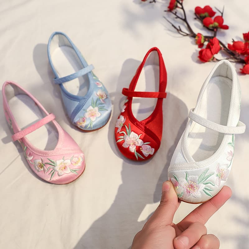 Girls' Hanfu shoes, ancient style children's embroidered shoes, traditional Beijing Tang suit cloth shoes, national style horse face skirt shoes