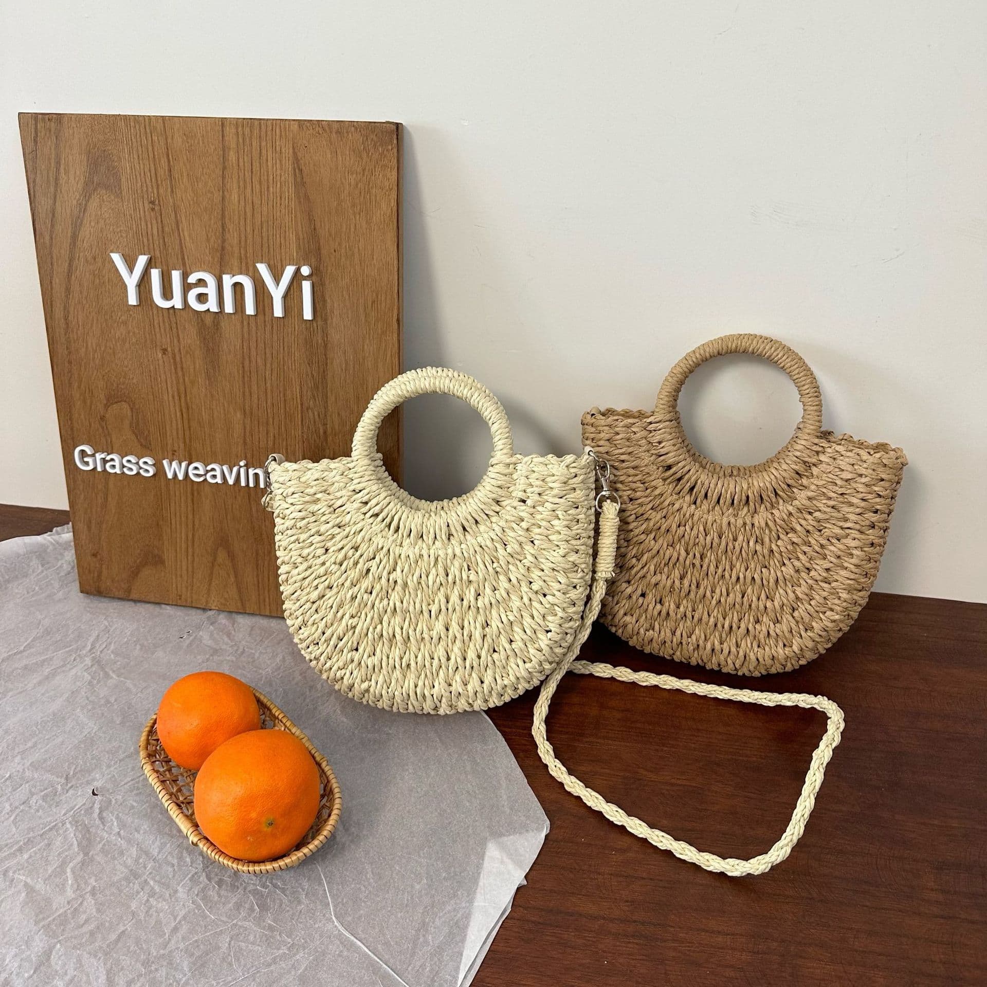 Beach Handwoven Bag Straw Woven Bag In Stock Simple Style Handbag Half Round Straw Bag Women's Tote Bag