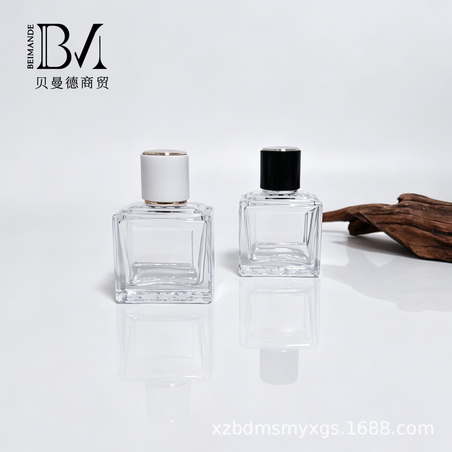 In stock 50ml ins-style transparent glass perfume split bottle portable spray empty bottle
