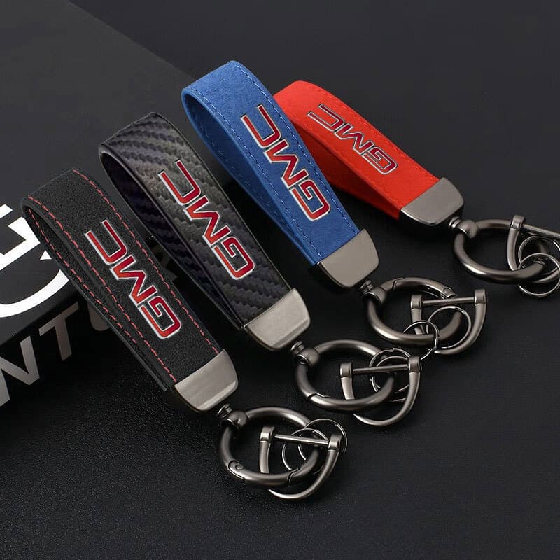 Car Keychain Accessories Gift Suitable for GMC ACADIA TERRAIN ENVOY Graphyte Luxury Leather Material Customizable