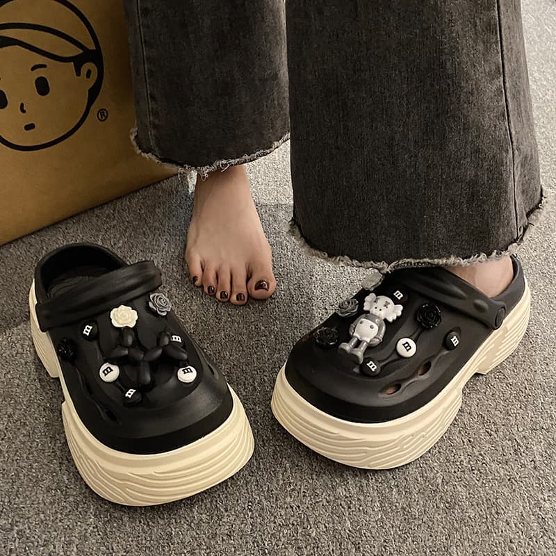 Dopamine-Boosting Summer Clogs for Girls, Simple Thick-Soled Toe-Covered Korean Style Flat Sandals for Women