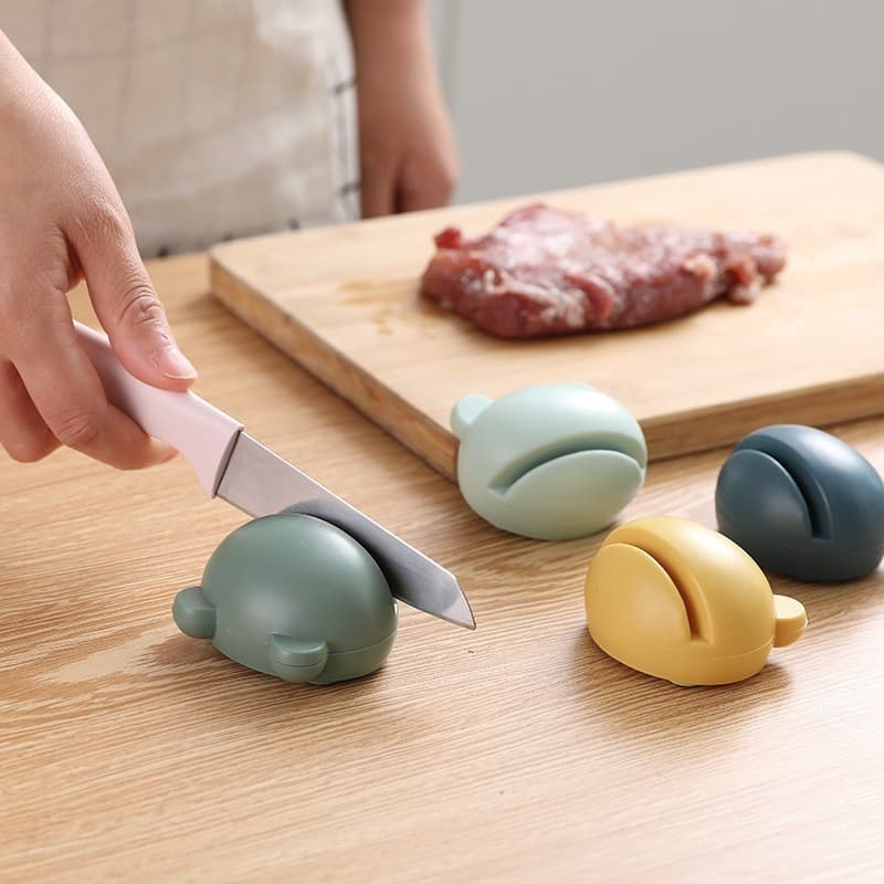 Kitchen Multifunctional Creative Frog Knife Sharpener Quick Manual Sharpening Stone Home Kitchen Knife Easy Sharpening Scissors Blade