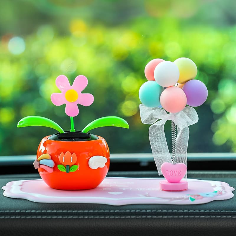 Summer Solar Nodding Sunflower Car Decoration, Swinging Flower Car Ornament for Female Driver, Dashboard Decor