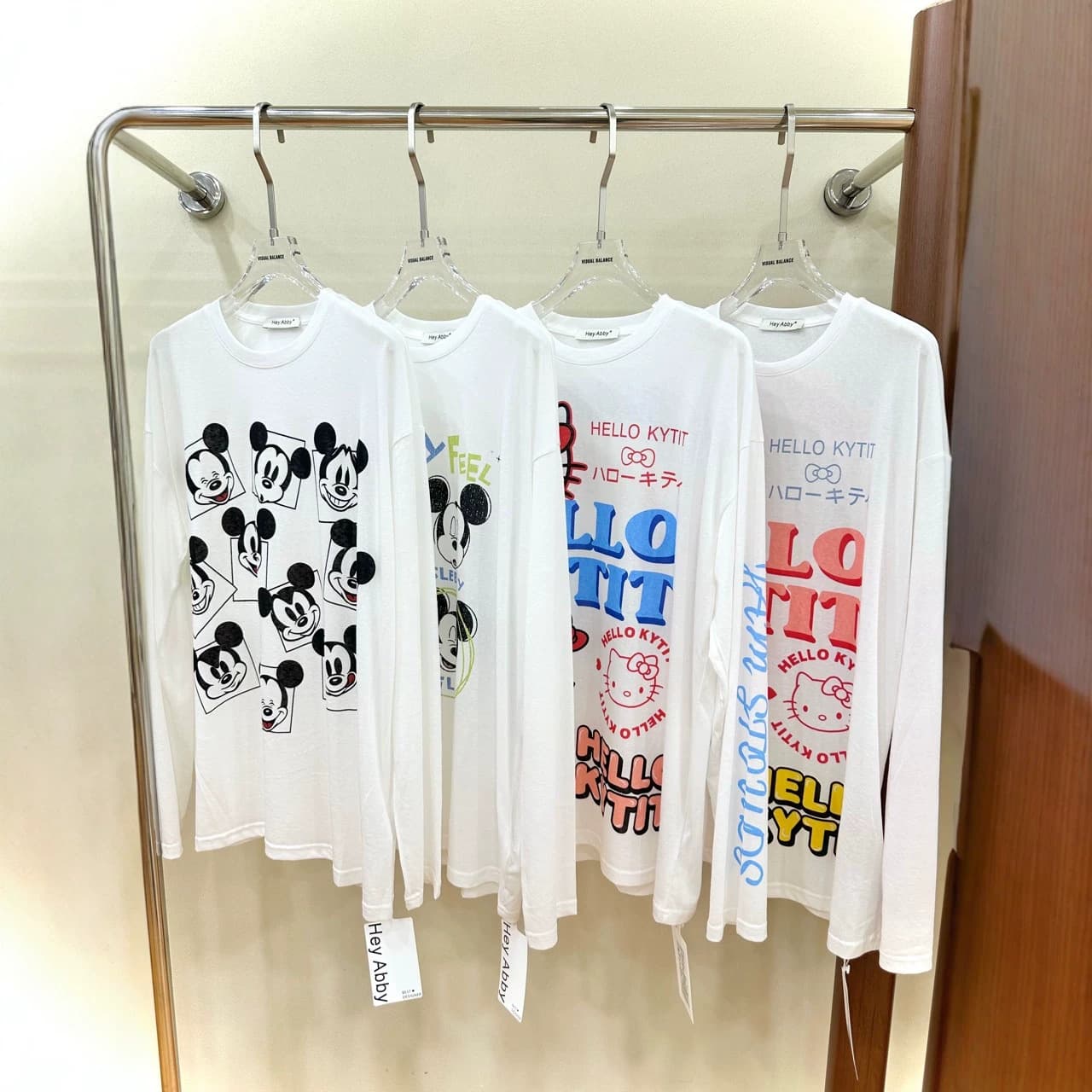 Nanyou Heavy Industry Sun Protection T-Shirt Long Sleeve Cartoon Mickey English Pattern Soft Skin-Friendly Fashionable Versatile 2026 Summer Style
