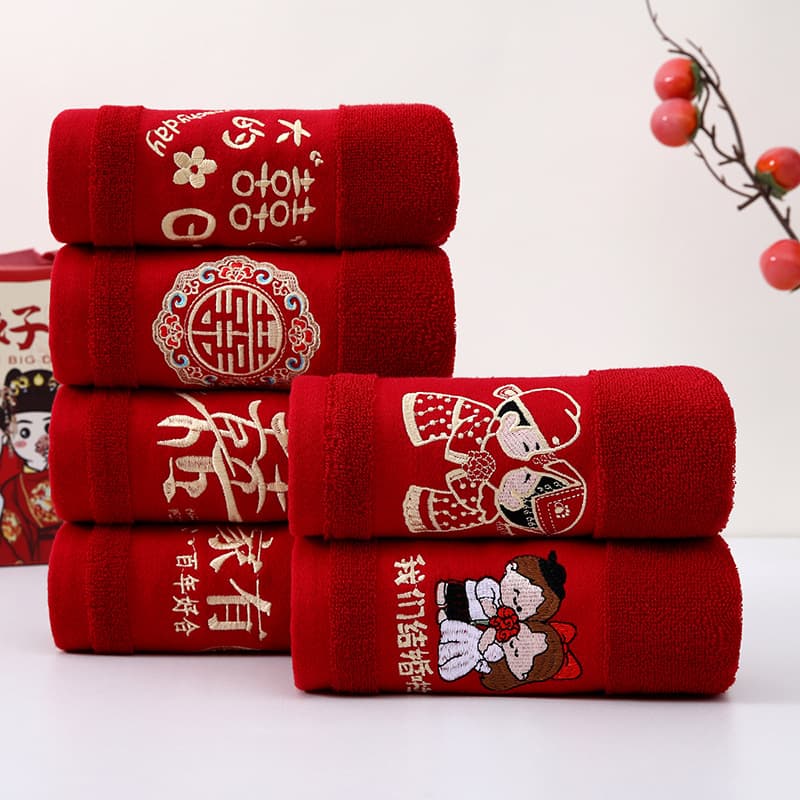 Housewarming and wedding towels, burgundy cotton towels, thick and absorbent, bright red, perfect as a wedding gift or wedding favor.