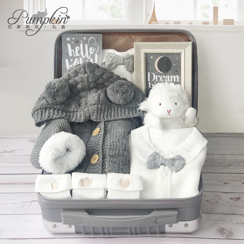 Thick Knitted Baby Boy Gift Box Set Warm Style Gentleman Suit Cotton Long Sleeve Infant Outfit Autumn Winter Season Suitable