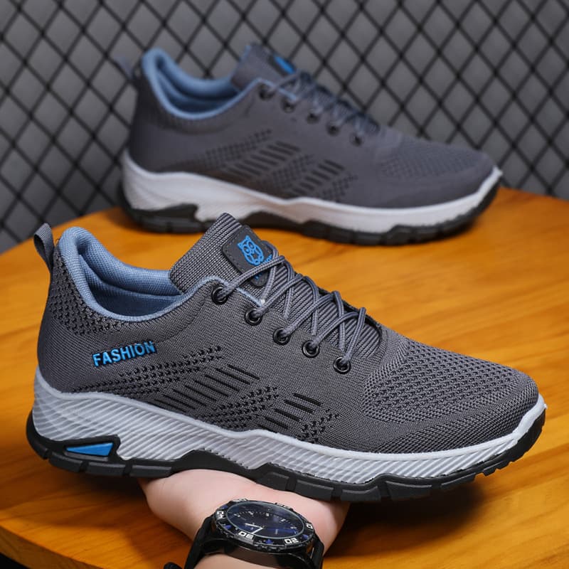 Summer new men's sports shoes breathable mesh fly knit running shoes lightweight comfortable casual shoes thick sole trendy men