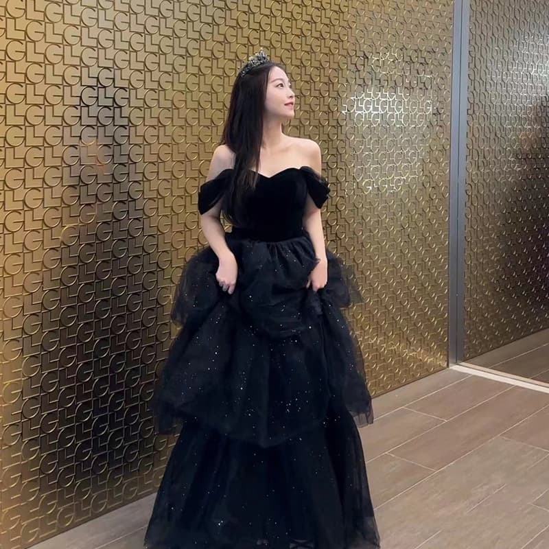 Black evening dress for women, one-shoulder coming-of-age ceremony, light luxury niche tutu skirt, hosting graduation style French annual meeting